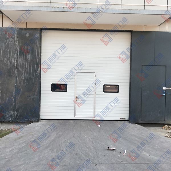 工業(yè)提升門使用時應(yīng)注意什么？