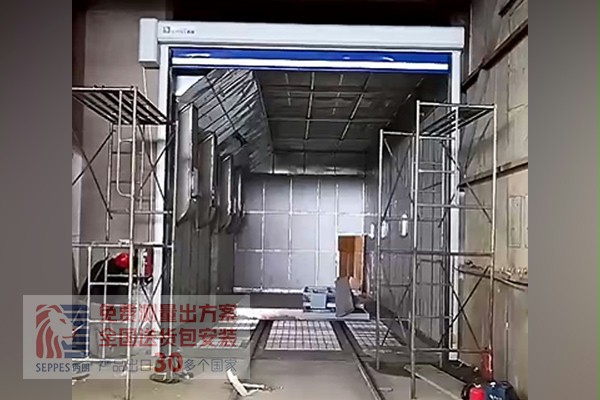 噴砂房快速卷簾門2.jpg 噴砂房快速卷簾門2.jpg